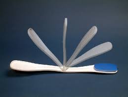 Easy-Reach Lotion Applicator